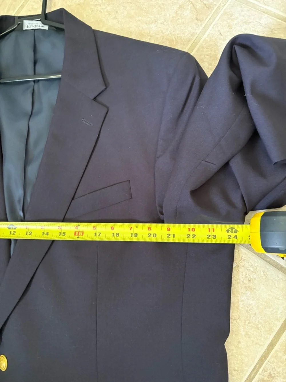 Jos A Bank Men Size 46R Navy Blue Classic Wool Blazer Regal Fit Gold Buttons